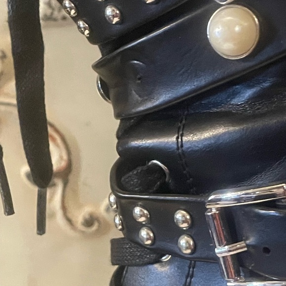 Forever 21 plastic booties with pearls and buckles. Size 6 medium - Picture 3 of 7